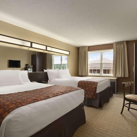 Microtel Inn & Suites By Wyndham Mineral Wells/Parkersburg Εξωτερικό φωτογραφία
