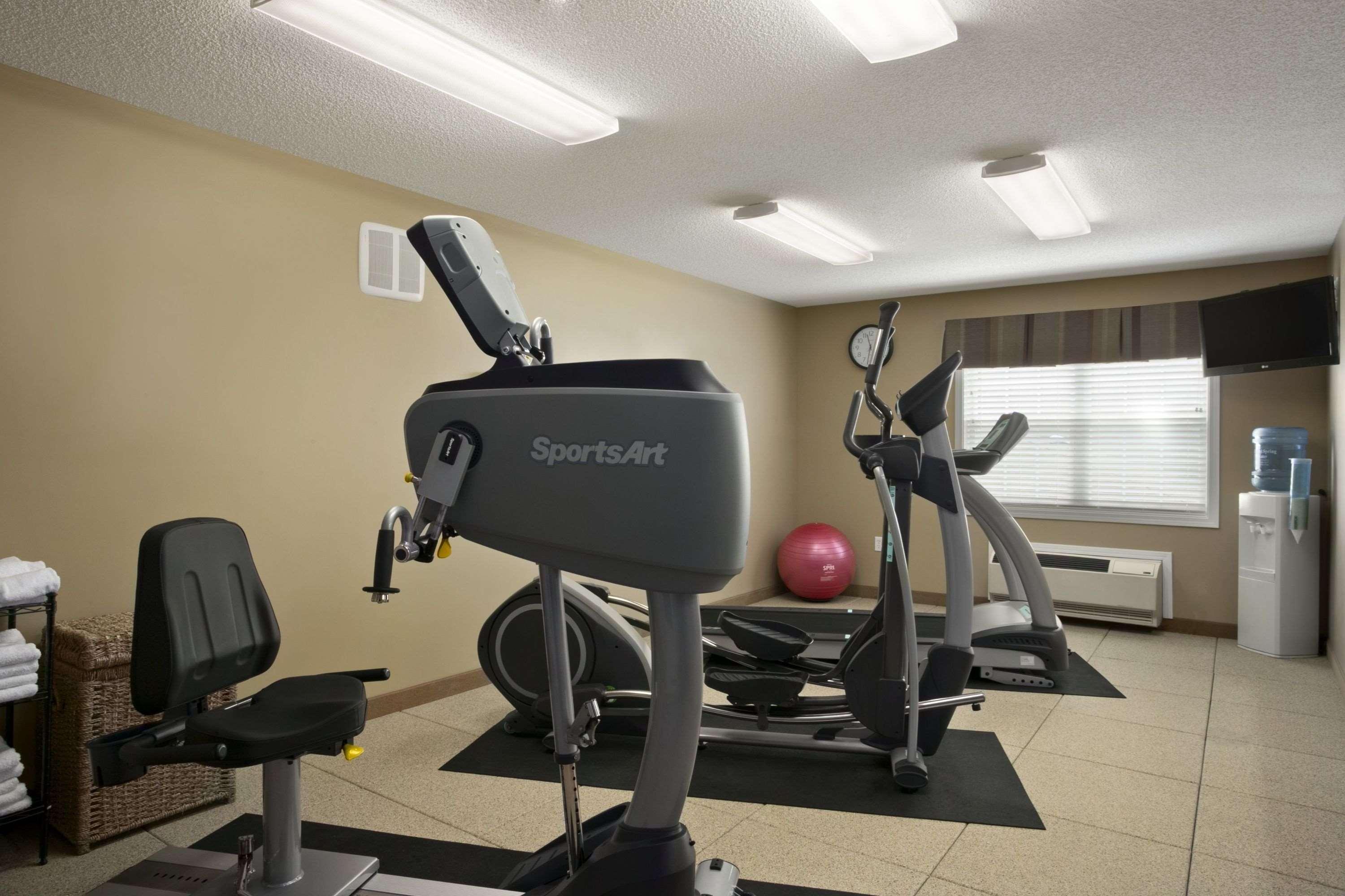 Microtel Inn & Suites By Wyndham Mineral Wells/Parkersburg Εξωτερικό φωτογραφία